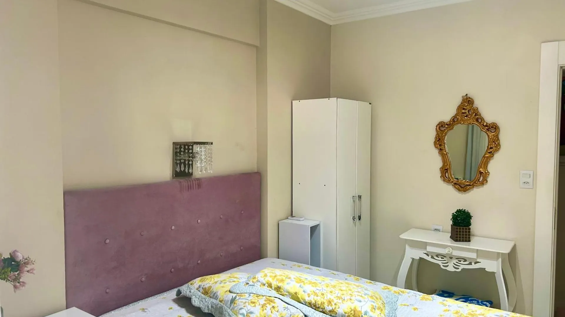 Beira Da Praia, Super Economico, Confortavel Balneário Camboriú