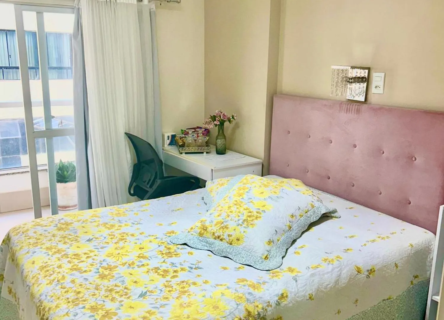 Beira Da Praia, Super Economico, Confortavel Balneário Camboriú 홈스테이